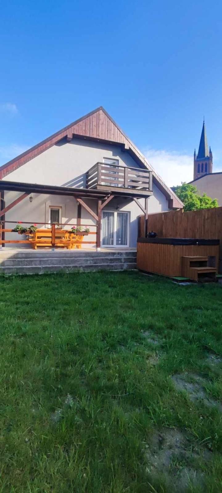Holiday home Dom Z Jacuzzi, House With A Hot Tub Gardna Wielka